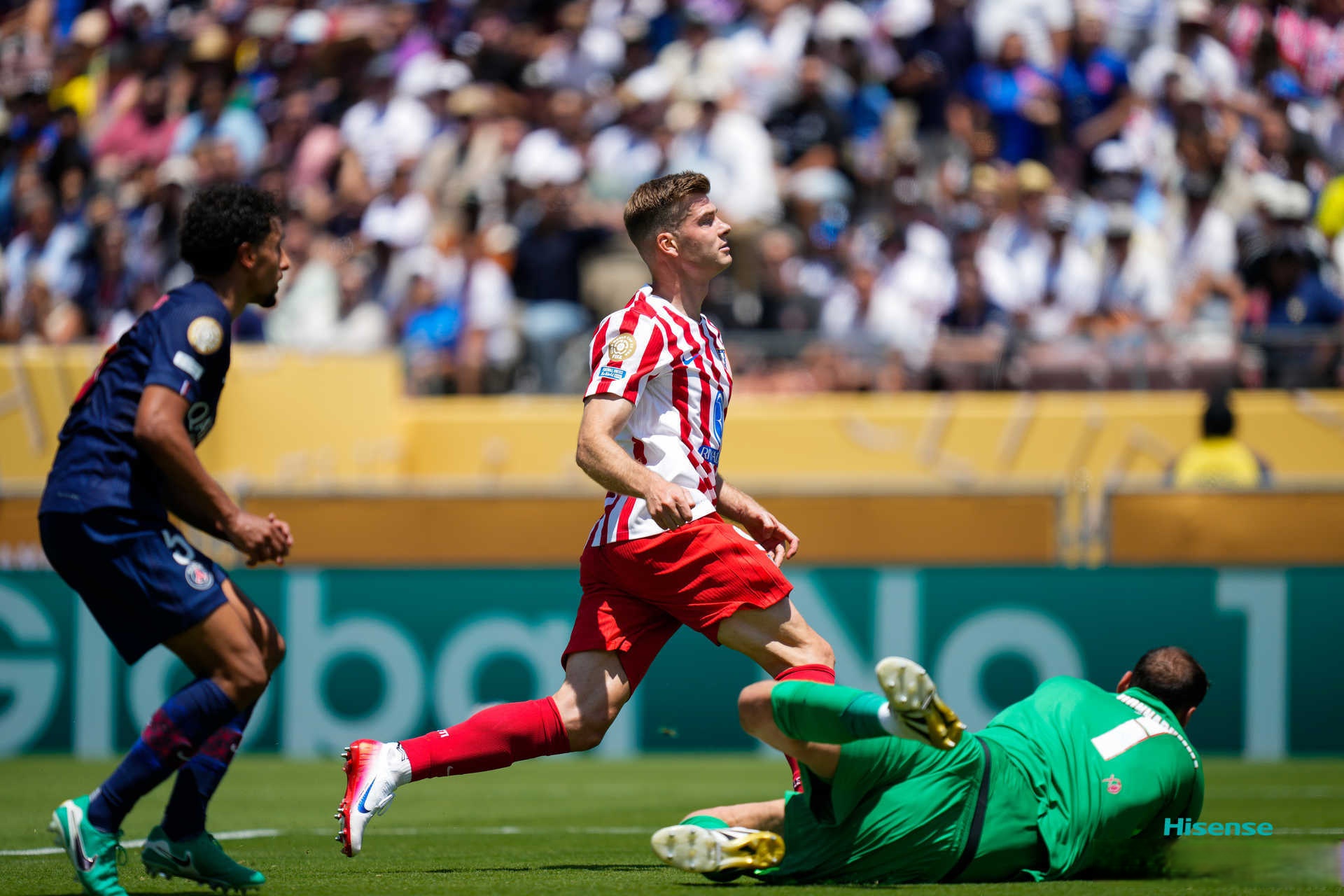 里程碑夜俄克拉荷马雷霆迎来里程碑，欧超杯关键时刻刷纪录，质疑声仍在，赛程密集仍需轮换的简单介绍-亚博网址