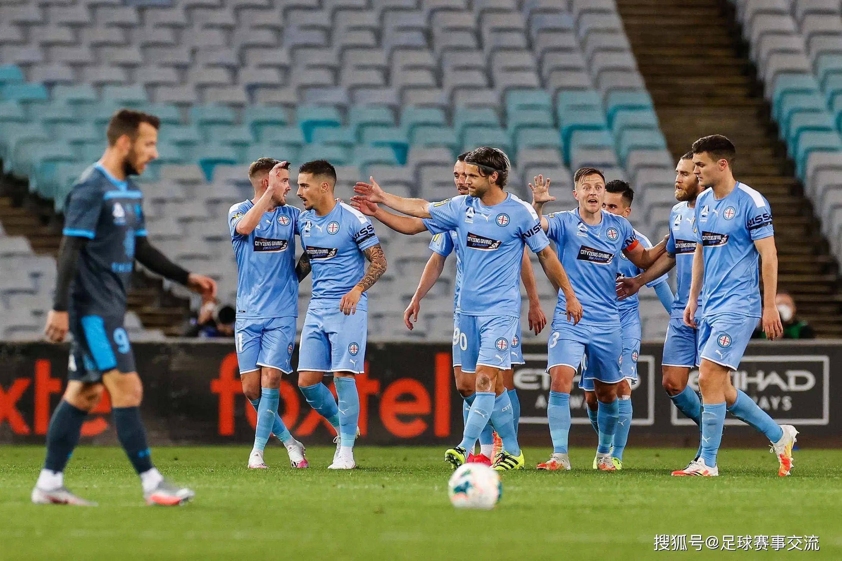 关于冲刺阶段体能课后，洛杉矶湖人临场应变备战法国杯，引发热议，年轻球员得到机会的信息-亚博体育网站